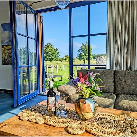 Fisherman's Comfortable * Glowe